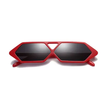 2018 Lille Retro Solbriller Rektangulære Kvinder Gift Square Cat Eye solbriller Kvinde Mand UV 400