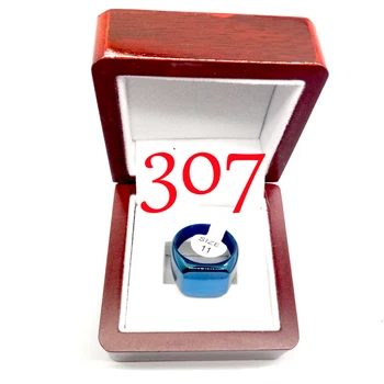 #307 1971 ring med display box