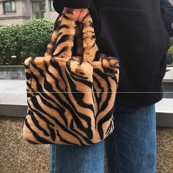 Kæden store overdådige håndtaske nye søde tasker mode skulder Crossbody taske kvindelig leopard kvindelige taske Messenger taske blød varm pels taske