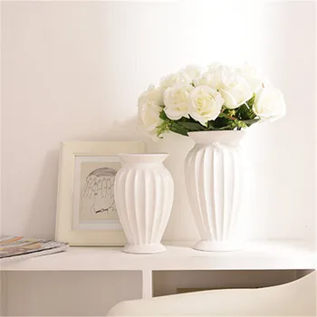 Moderne Minimalistisk Europa Style Keramik Flower Vase Ornamenter Kreative Bordplade Blå Hvid Vase Jul Home Decor A1535