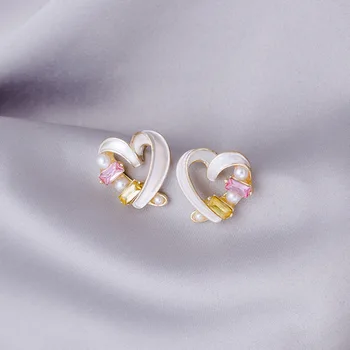 2020 ny kærlighed glas øreringe simple temperament lille fersken hjerte øreringe hjerte-formet perle farve net røde øreringe