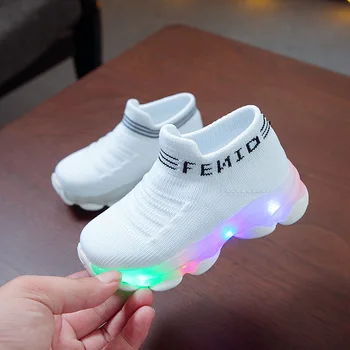 2019 LED Sko Lysende Sneakers med Lys Op Tunge Børn Drenge Kurve Breatbable Slip-on Sko Femme Tenis Feminino LED Tøfler