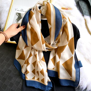 2020 Luksus Mærke Efteråret Geometriske Trekant Viscose Sjal Tørklæde Dame Høj Kvalitet Print Hovedbøjle Pashmina Stjal Muslimske Hijab Cap