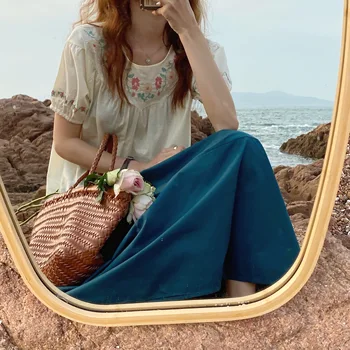 Fremmede Kitty Smarte Blomster Broderi Bluser 2020 Nye Sommer Elegante Koreanske Retro Litterære Shirt Kvinder Puff Ærme Løs Toppe