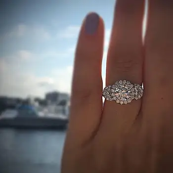 Luksus Kvindelige Crystal Zircon Sten Ring I Sølv Farve Halo Engagement Ring Vintage Fest, Bryllup Smykker Ringe Til Kvinder