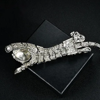Stor Størrelse Metal Tiger Broche Pin Kinesiske Stjernetegn Dyr Mode Tøjet Smykker Tilbehør Sølv