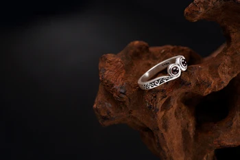 S925 stering Granat-splint Sun Wukong magic gammel sølv antik personlighed kvinders mode ring smykker engros